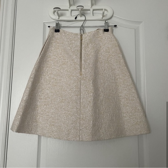 Ted Baker Leysas A-line white cream gold boucle mini skirt in size 0 - Picture 2 of 8